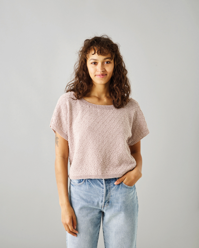 SOMMERBLUSE MED STRUKTUR (PDF 25KR)